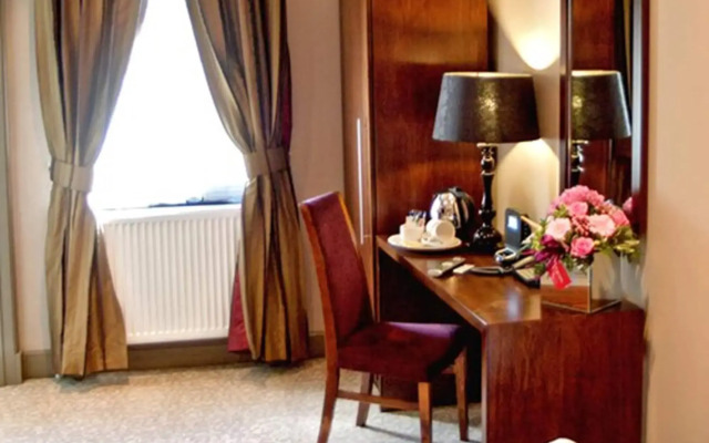 The Lynnhurst Hotel