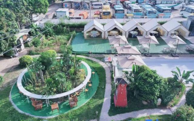 Xiamen Baihaishu Hotel (Huanghua Beach, Huandao Road)