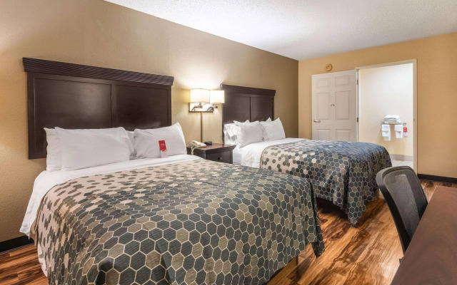 Econo Lodge Hillsboro I-35