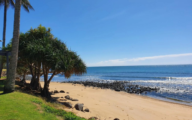 Koola Beach Apartments Bargara