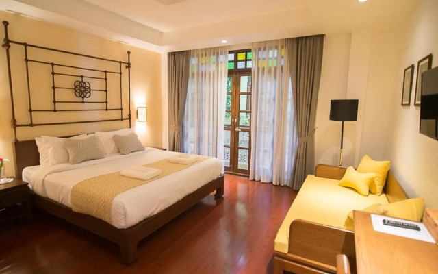 Woo Gallery and Boutique Hotel