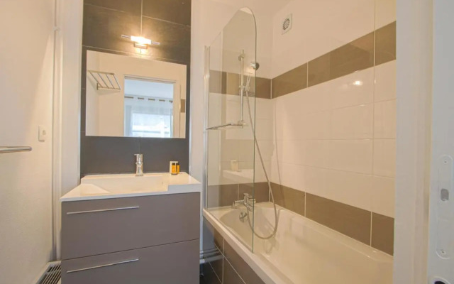 Appartement Moderne A Caen Pour 4 Personnes
