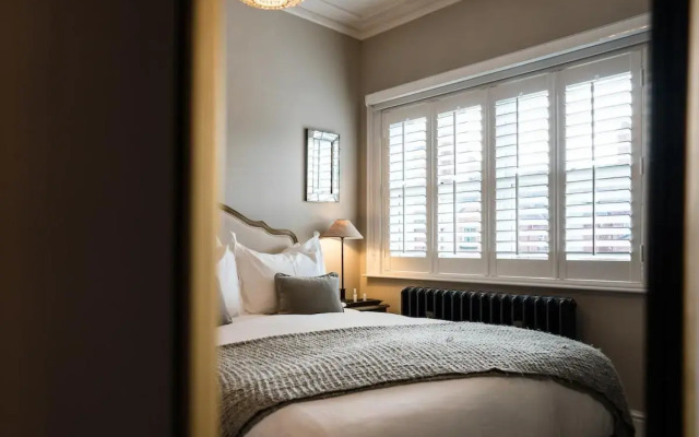 Regency House