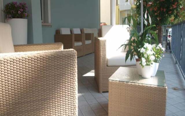 Quiet Apartment with Balcony near Riccione