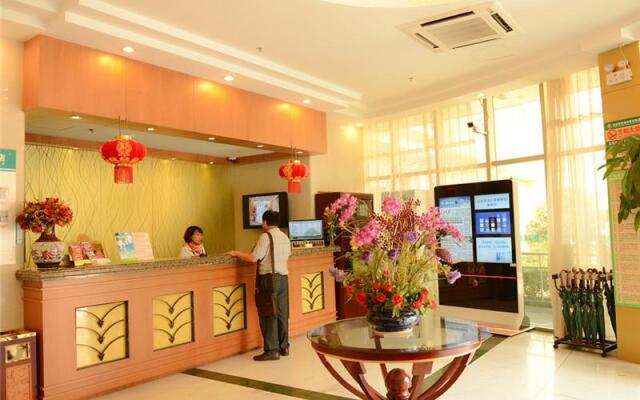 GreenTree Inn Shanghai Waigaoqiao Free Trade Zone Express Hotel