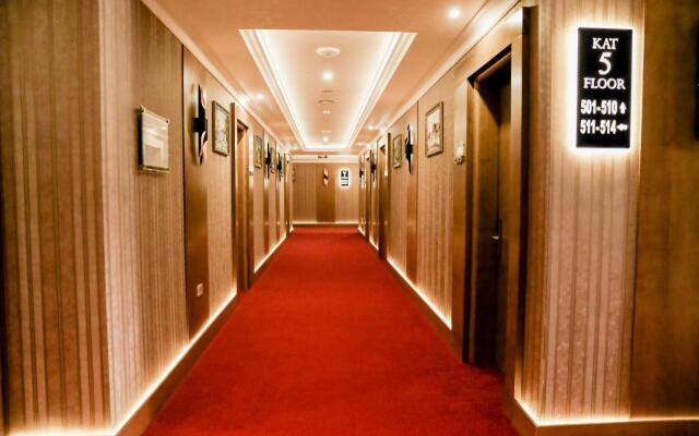 Addison Hotel