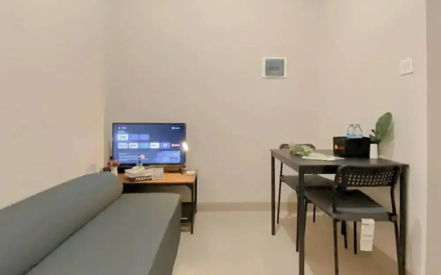 Chic 1BR Apartment at Menara Jakarta Kemayoran