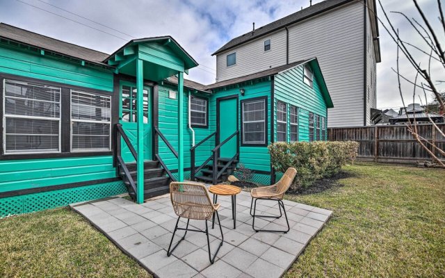 Houston Heights Bungalow - 6 Mi to Downtown!