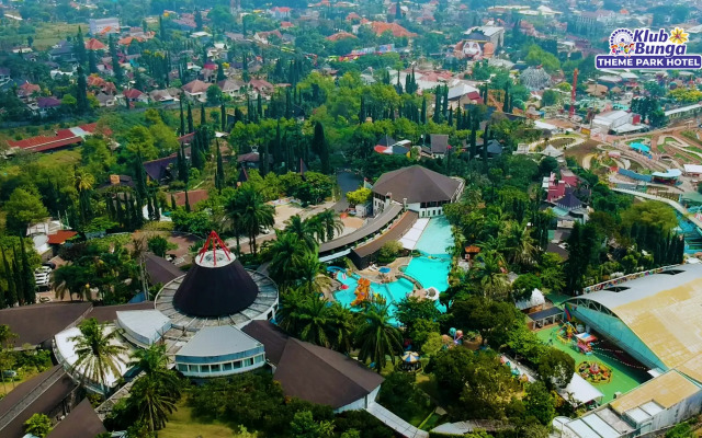 Klub Bunga Butik Resort