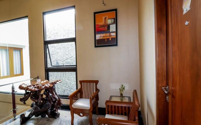 Omahqu Guest House