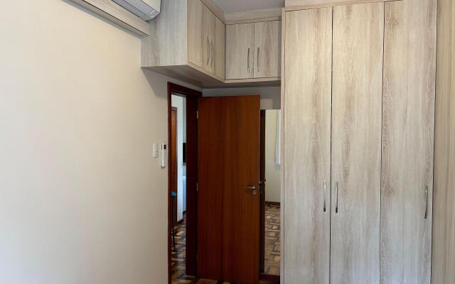 Apto otima localização Centro de Floripa ELY0201