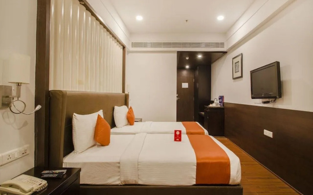 Kubeera Palace by OYO Rooms