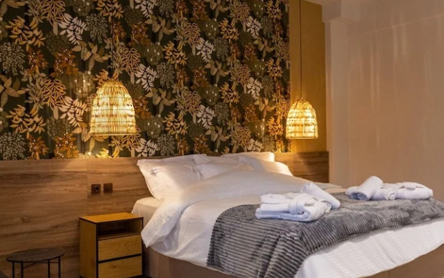 Trikala Mall Suites !
