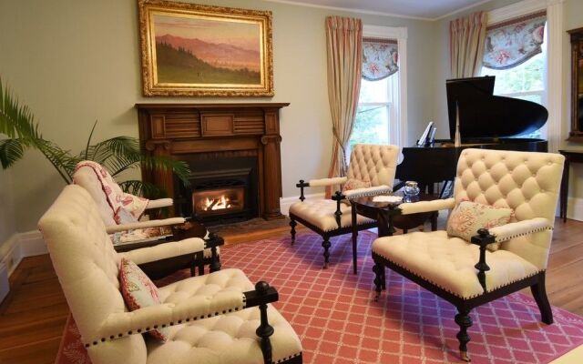 34 State Historic Luxury Suites
