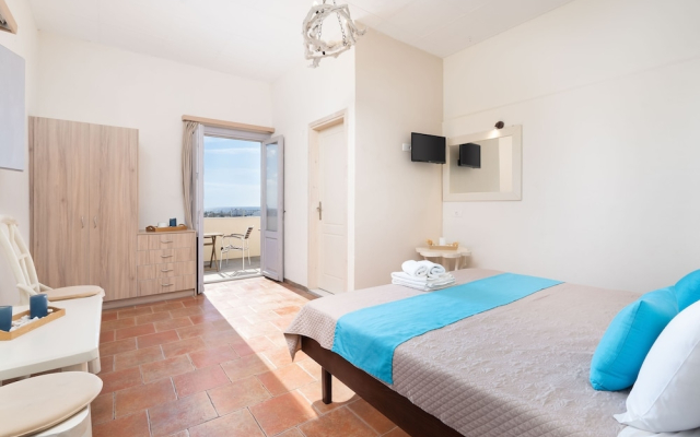 Kapeli Suites