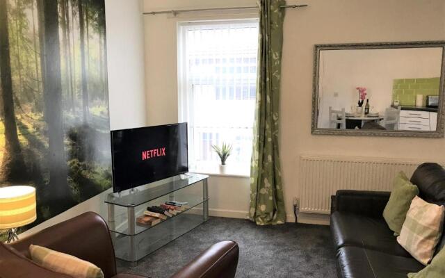 Restful 1-bedroom Flat in St Helens