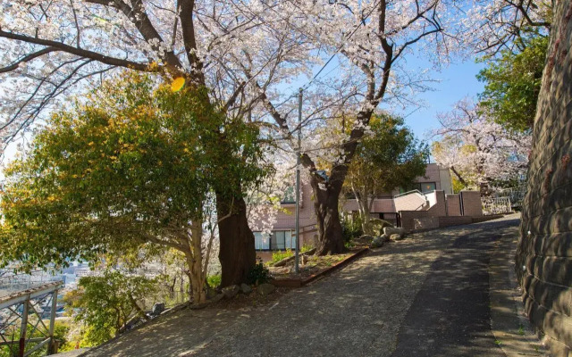 平楽園弐番館２階