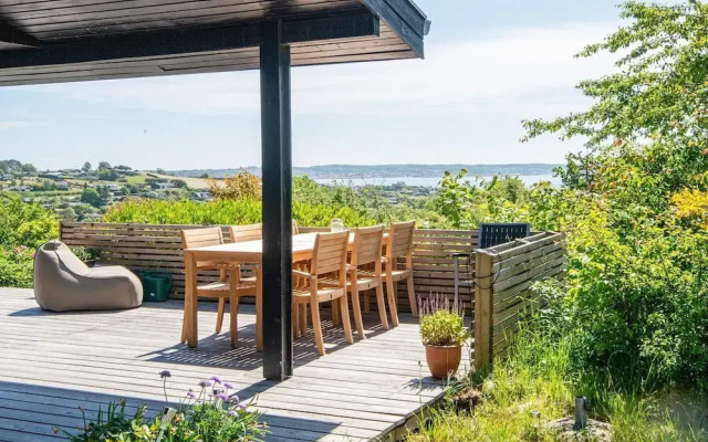 8 Person Holiday Home in Ebeltoft-by Traum