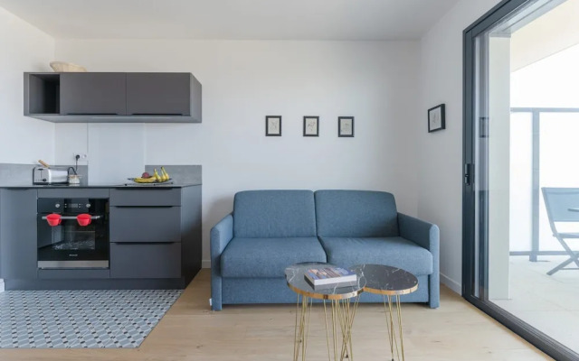 Apartment in Porspoder Near Plage du Bourg