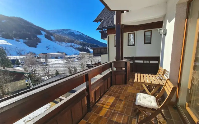 Comfortable Apartment With Mountain View