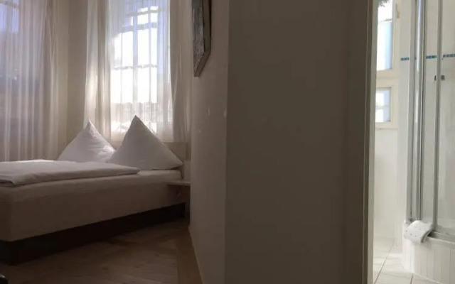 Gasthaus Loewenthor & Hotel Hahn