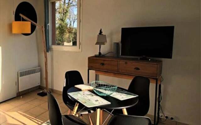 Cosy Apartment in Prayssac with Swimming Pool