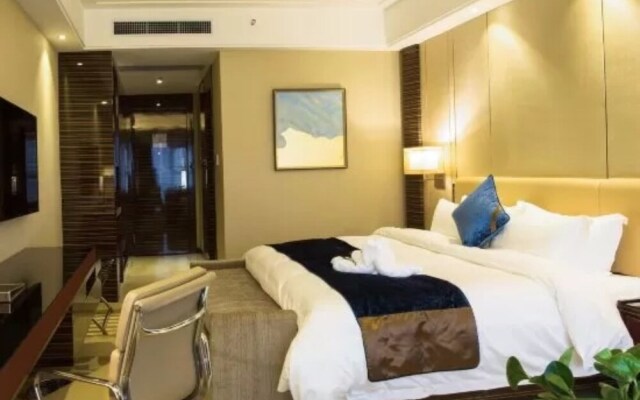 Ease World Hotel