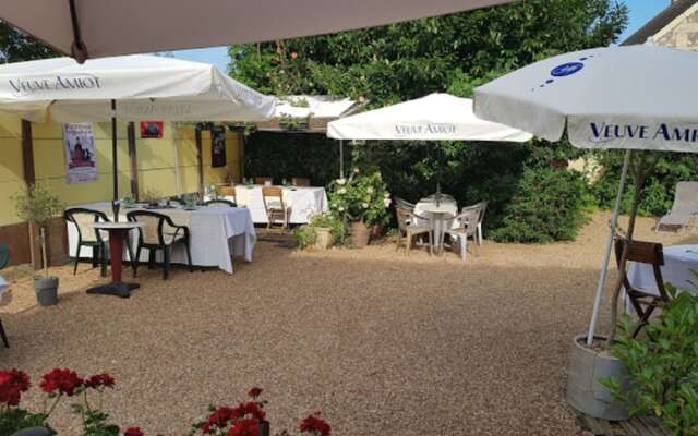 Hôtellerie Les Lilas