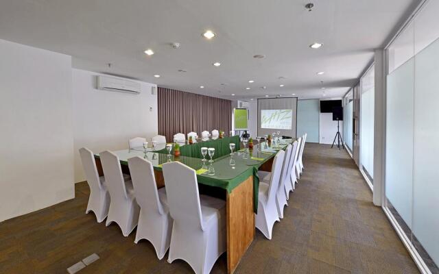 Whiz Hotel Pemuda Semarang
