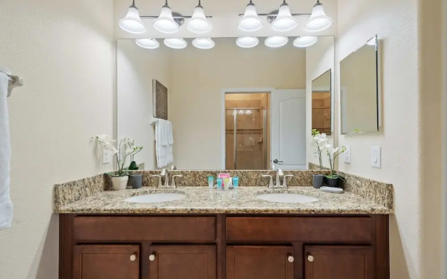 1467 Rolling Fairway Drive