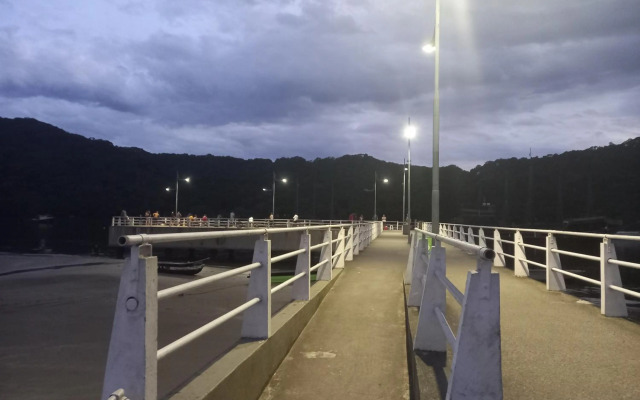 Casa Térrea-Bertioga-Uso exclusivo para de 1 a 10 pessoas