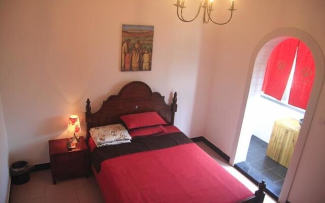 Ximen Tahiti Hostel