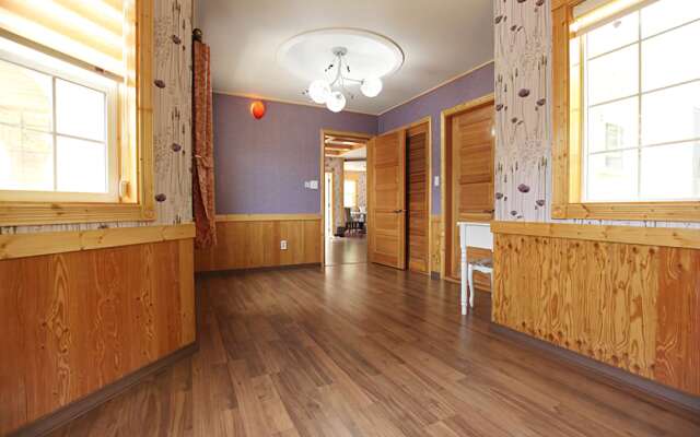 Muju Maple Vill Heu Pension