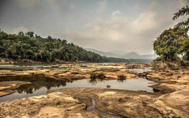 The Quiet by the river