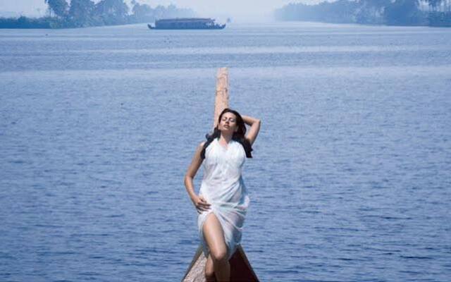 Jim & Paddy Houseboat Cruises