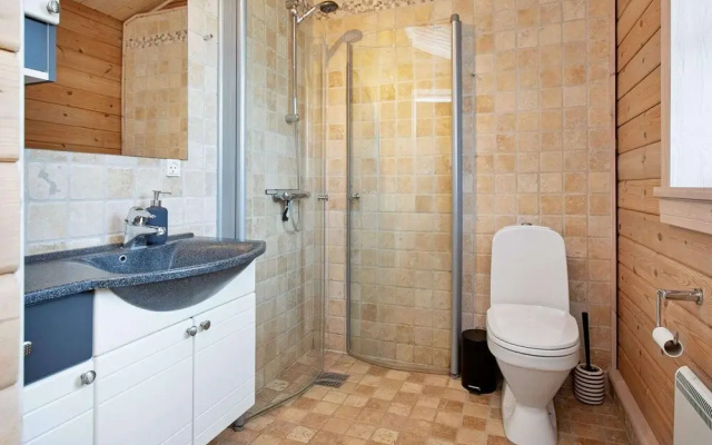 10 Person Holiday Home in Vaeggerlose