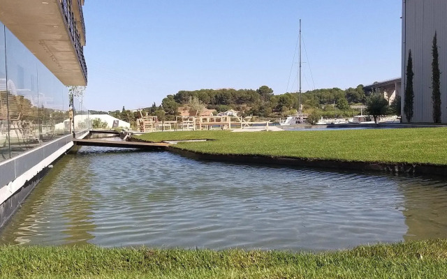 Golden Tulip Martigues Provence