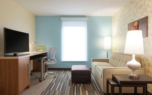 Home2 Suites by Hilton Milwaukee Airport