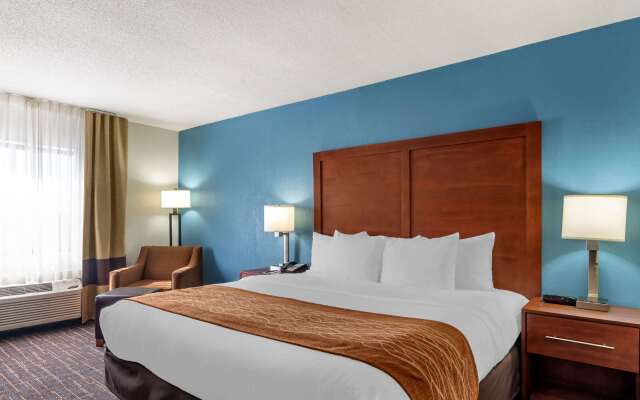 Comfort Inn & Suites Lees Summit - Kansas City