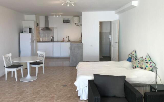 Tejita Seaview Apartment