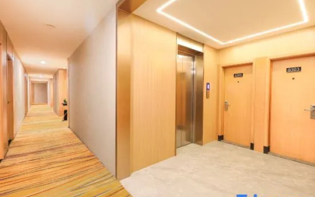 Super 8 Preferred Hotel（Mentougou Xinqiao Street Branch Conversion）