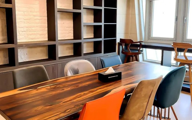 Chungchoho Best Hotel