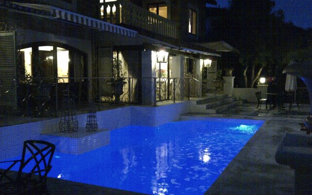 Rexford Manor Guesthouse
