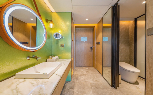 Holiday Inn Zhuhai City Center by IHG