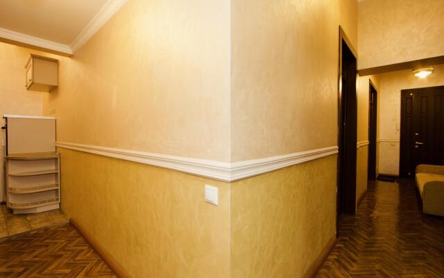 Апартаменты «LUXKV на Кудринской площади»