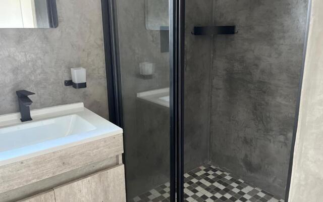 66 On Monzali 4 Star Luxury Guesthouse