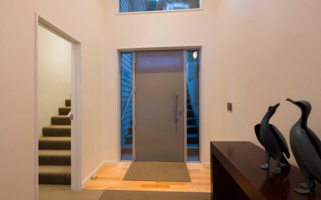 Mountain & Lake Views