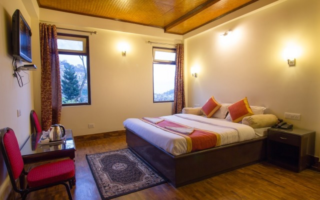 Jain Group Crown De La Cruz