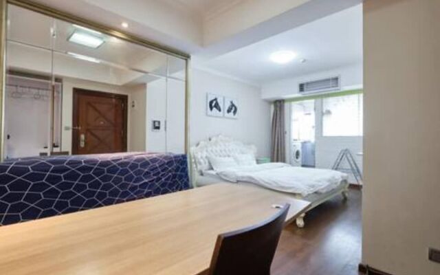 Shenzhen To World Holiday Apartment