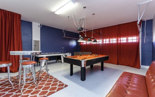 Champions Gate 1567 - Eight Bedroom Villa